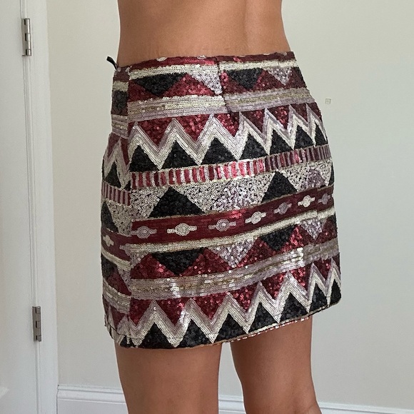 Sequined Aztec Patter Mini Skirt - Picture 6 of 9